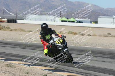 media/Oct-30-2025-Racers Edge (Thu) [[dabbdaf680]]/3-B Group/Session 3 (Turn 15 Inside)/